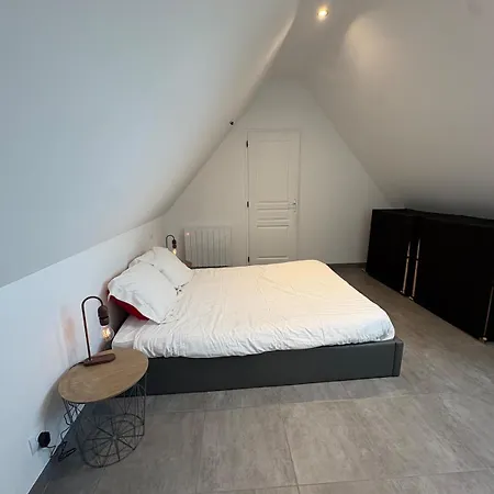 Beautiful Renovated In Downtown * Évreux